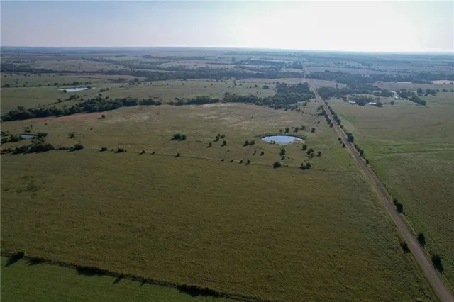 $250,000 | H Avenue, White City, KS 66872