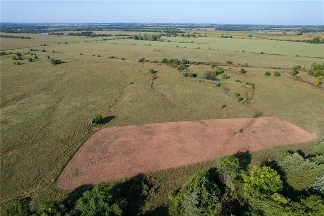 $250,000 | H Avenue, White City, KS 66872