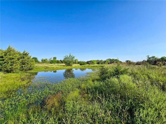 $250,000 | H Avenue, White City, KS 66872