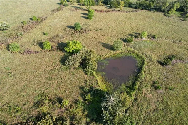 $250,000 | H Avenue, White City, KS 66872