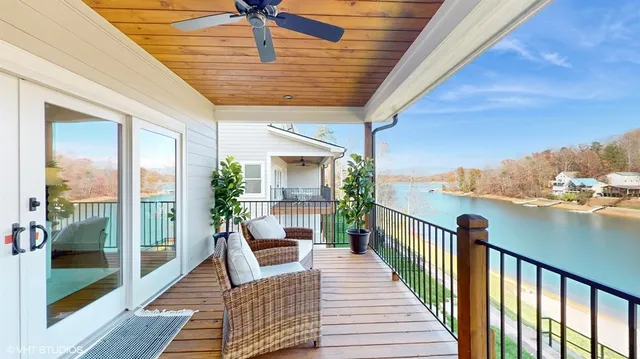 $995,000 | 776 North Main Street, Hiawassee, GA 30546