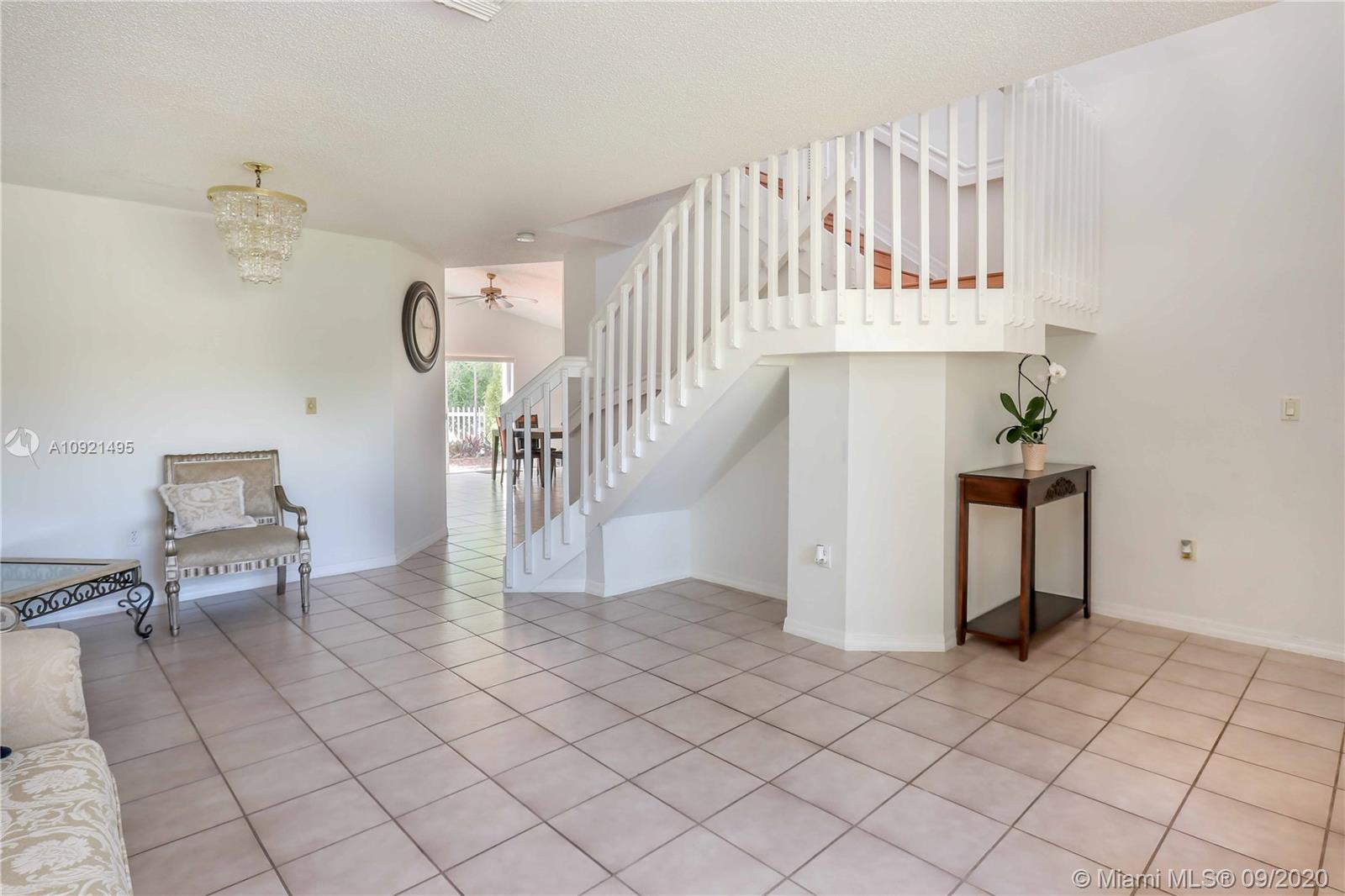 16242 Southwest 100th Terrace Miami, FL 33196 - Photo 3 of 32