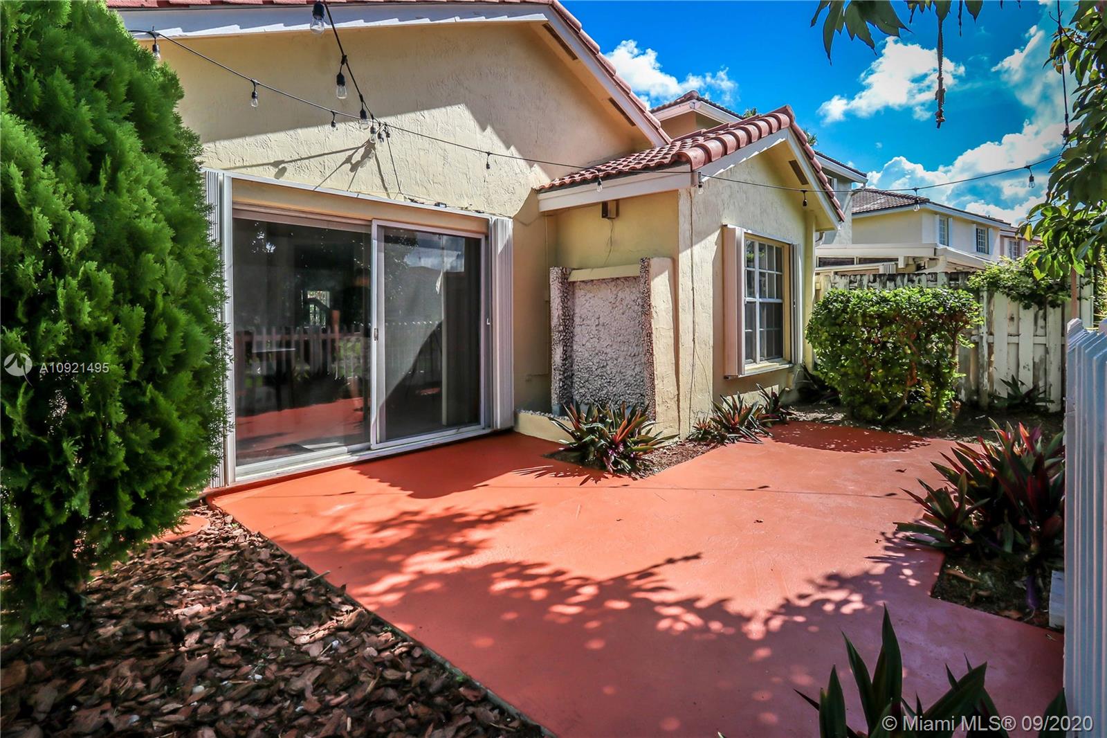 16242 Southwest 100th Terrace Miami, FL 33196 - Photo 24 of 32