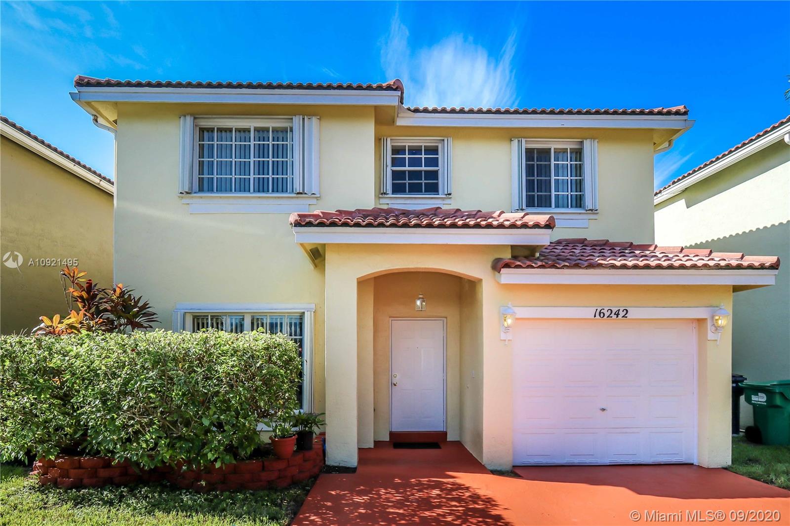 16242 Southwest 100th Terrace Miami, FL 33196 - Photo 30 of 32
