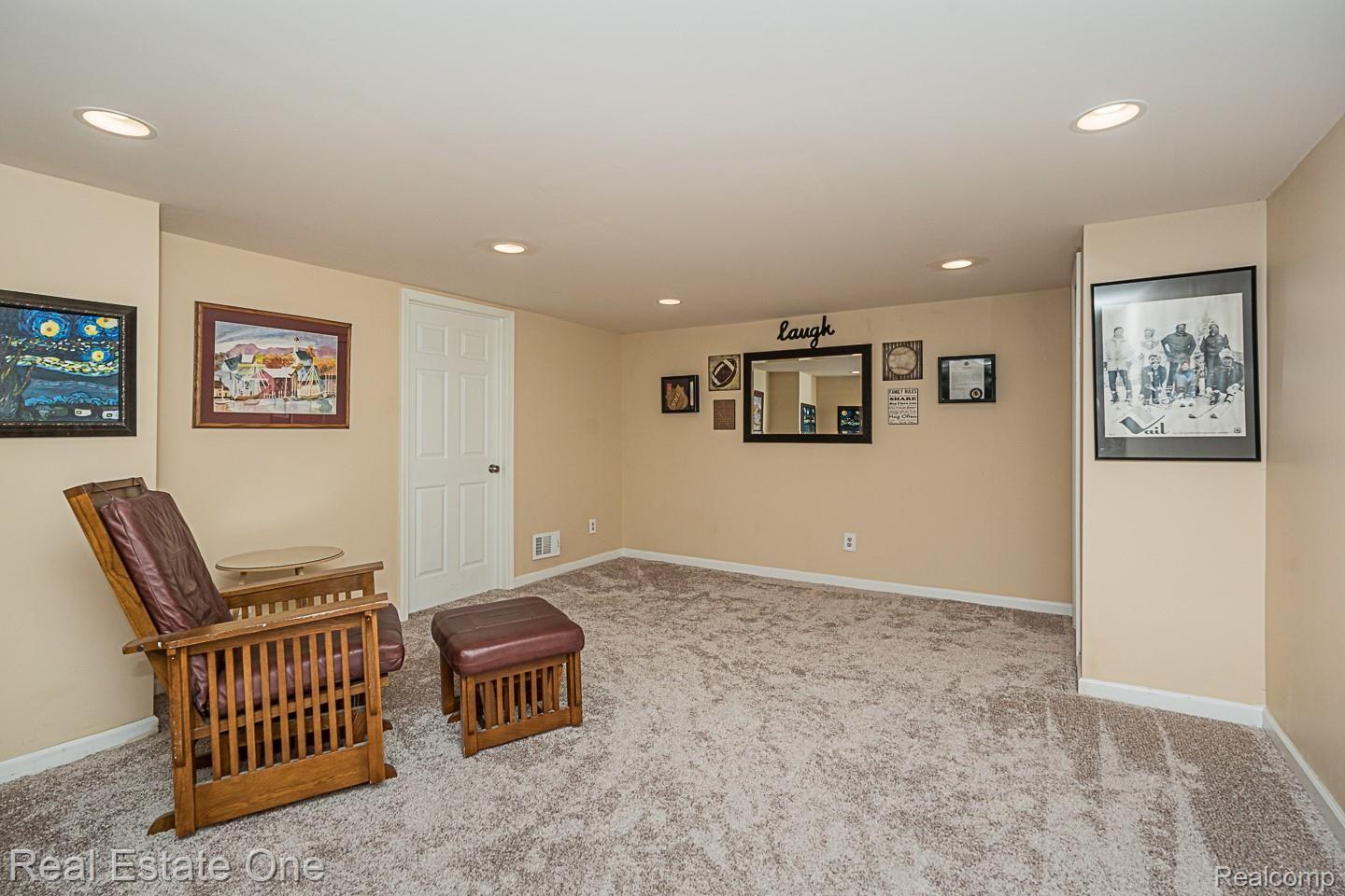 1380 Chestnut Circle Rochester, MI 48309 - Photo 32 of 46 Finished basement