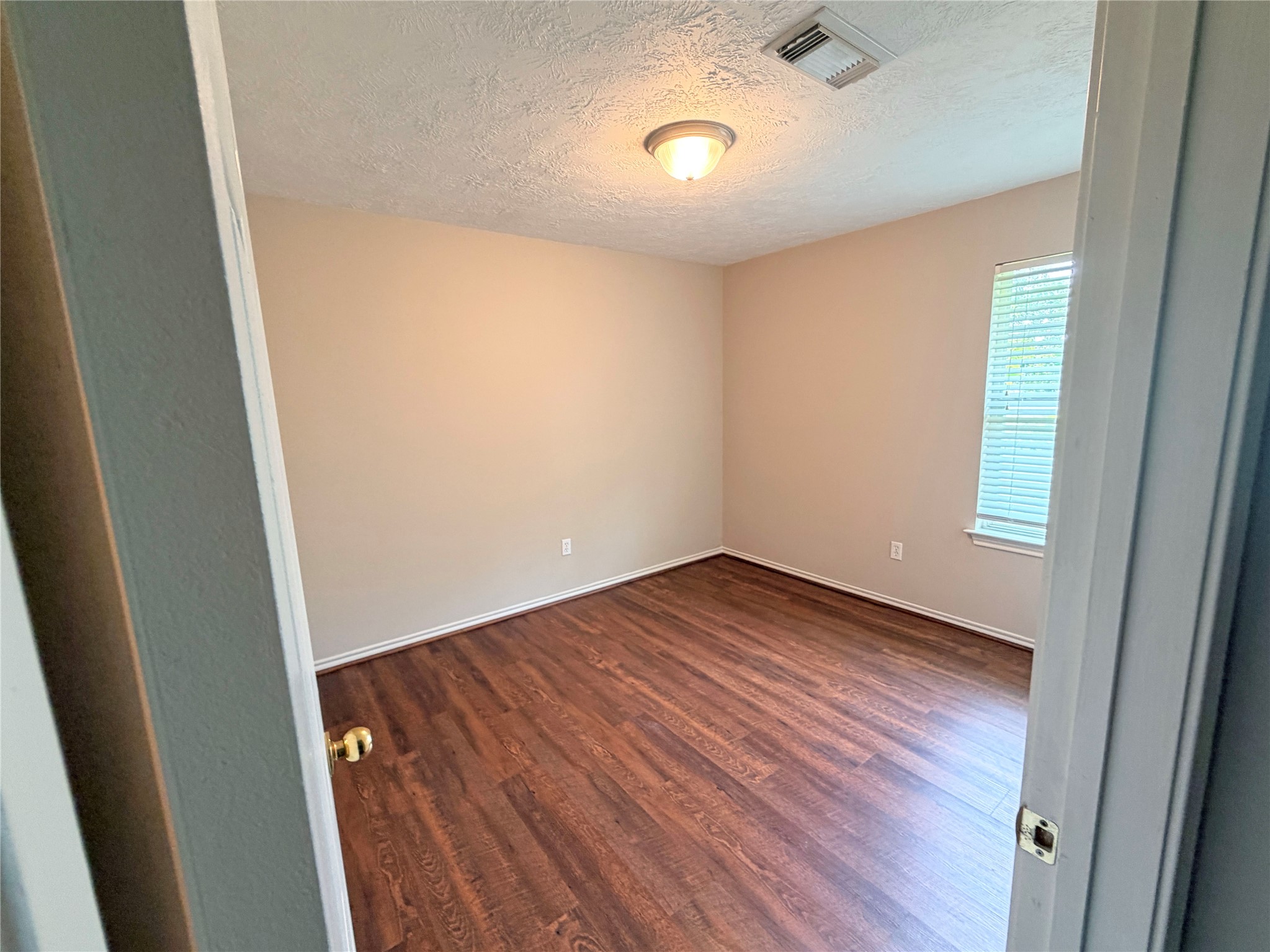 123 Robinson Road Oyster Creek, TX 77541 - Photo 13 of 16