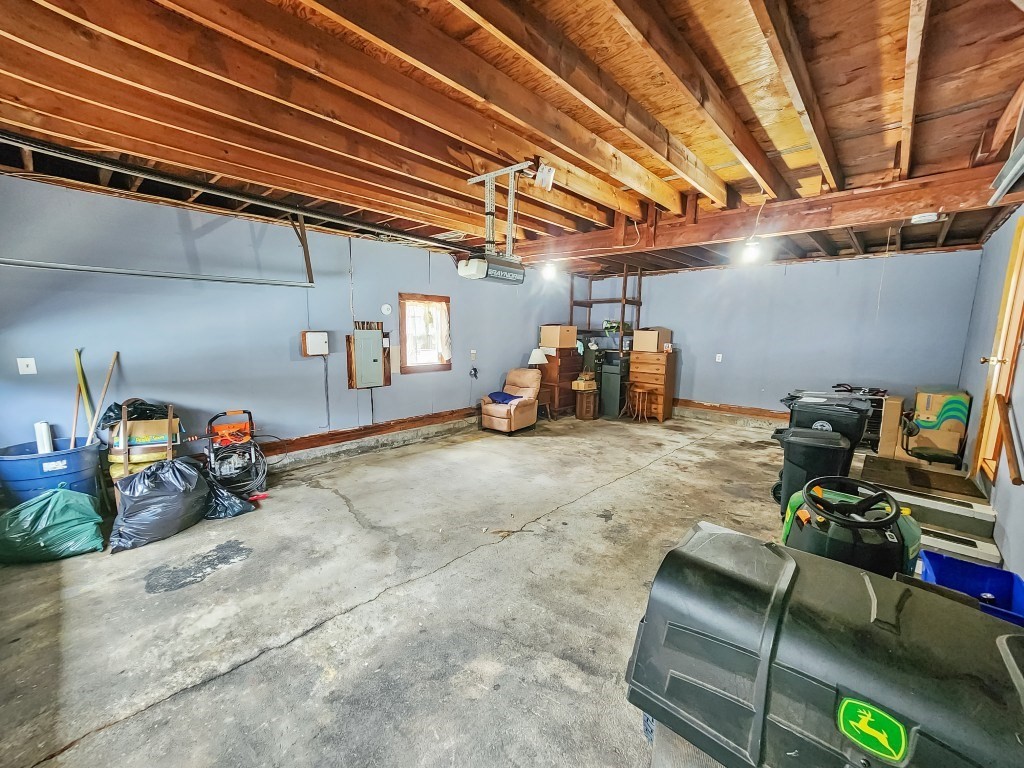 415 Chase Road Dartmouth, MA 02747 - Photo 34 of 34 a view of a room with gym equipment