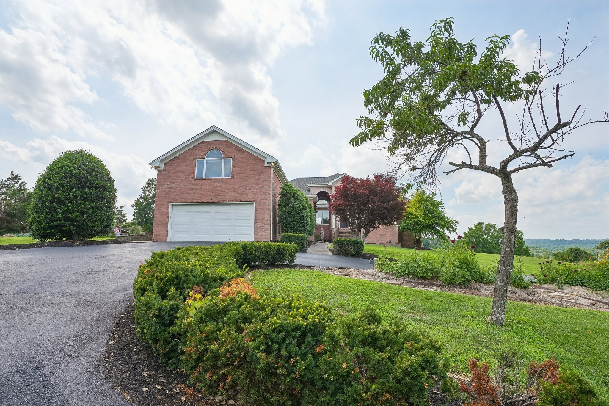 658 Hickory Ridge Road Gallatin, TN 37066 - Photo 3 of 96