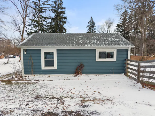 $400,000 | W377S3554 Lake Drive, Ottawa, WI 53118