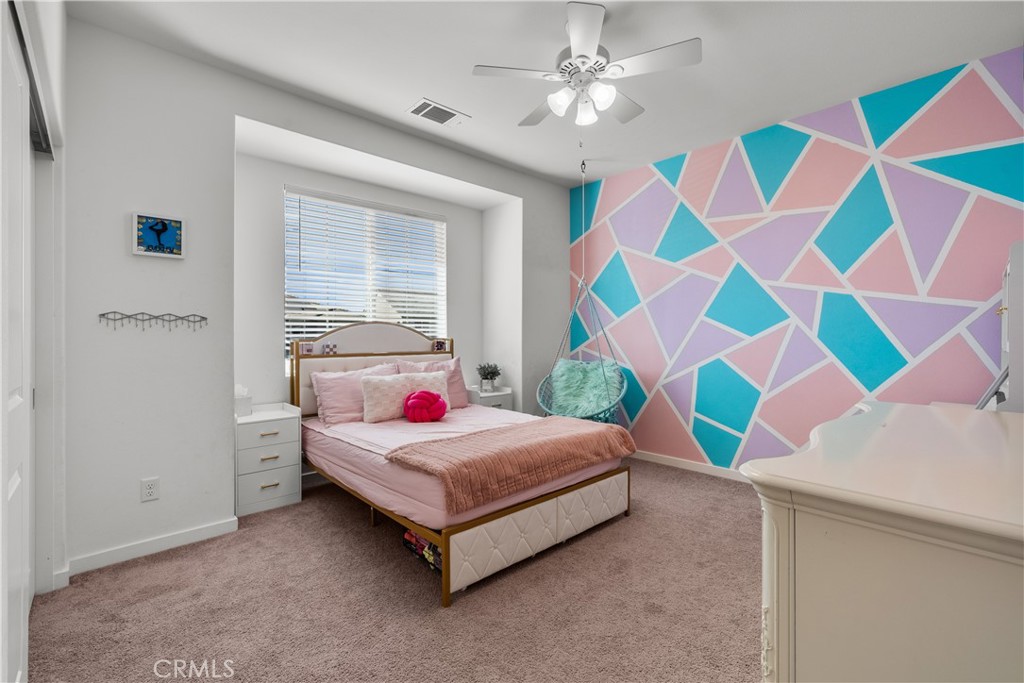 28516 Songbird Way Saugus, CA 91350 - Photo 17 of 25