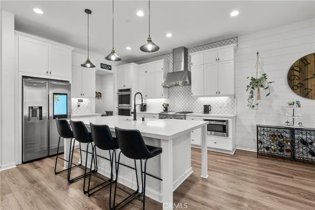 $5,999 | 28516 Songbird Way, Saugus, CA 91350