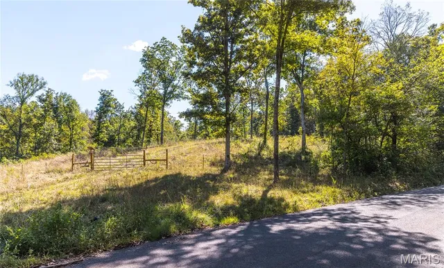 $619,700 | 5225 Engledow Road, De Soto, MO 63020