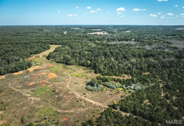 $619,700 | 5225 Engledow Road, De Soto, MO 63020