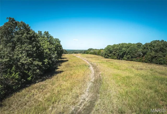 $619,700 | 5225 Engledow Road, De Soto, MO 63020