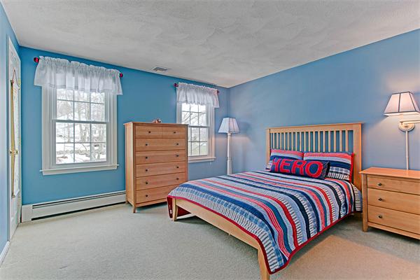 82 Anderson Road Marlborough, MA 01752 - Photo 17 of 25 Gallery Image 17