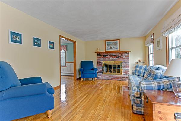 82 Anderson Road Marlborough, MA 01752 - Photo 19 of 25 Gallery Image 19