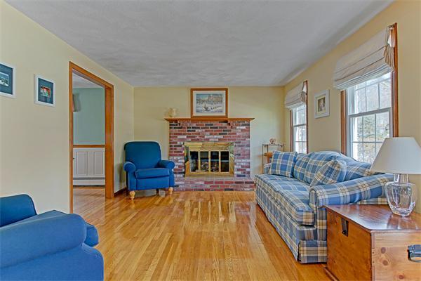82 Anderson Road Marlborough, MA 01752 - Photo 21 of 25 Gallery Image 21