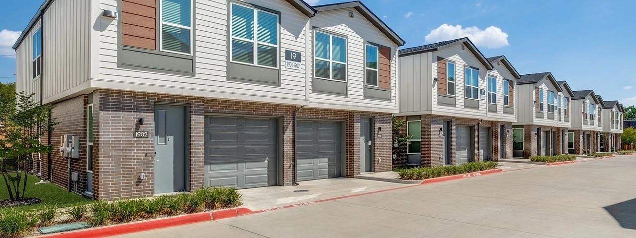 10030 Garland Road, Unit 1901 Dallas, TX 75218 - Photo 1 of 13 8 weeks free on 15-month lease terms