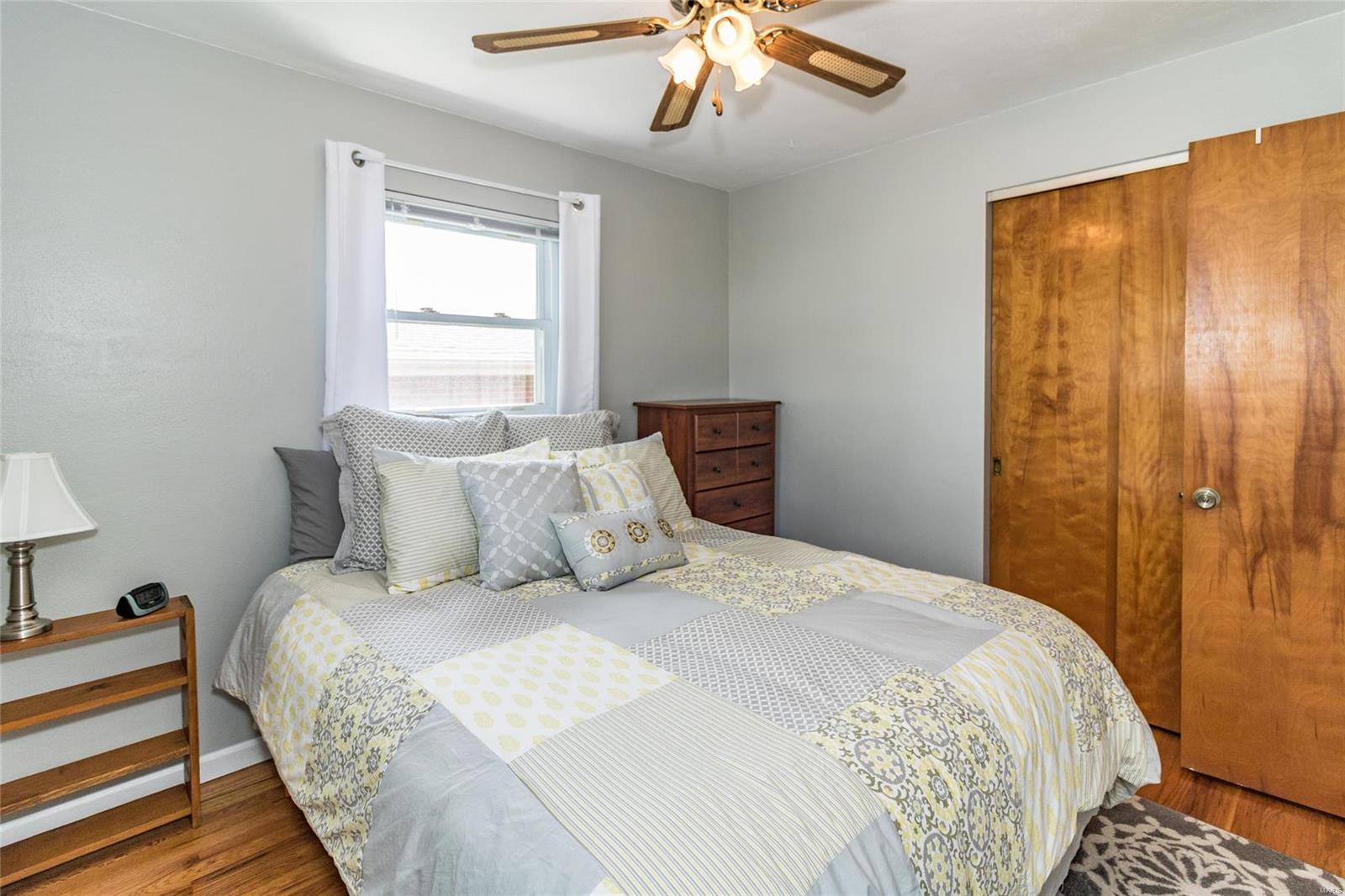 9807 Ridgely Lane St. Louis, MO 63123 - Photo 15 of 29 Gallery Image 15