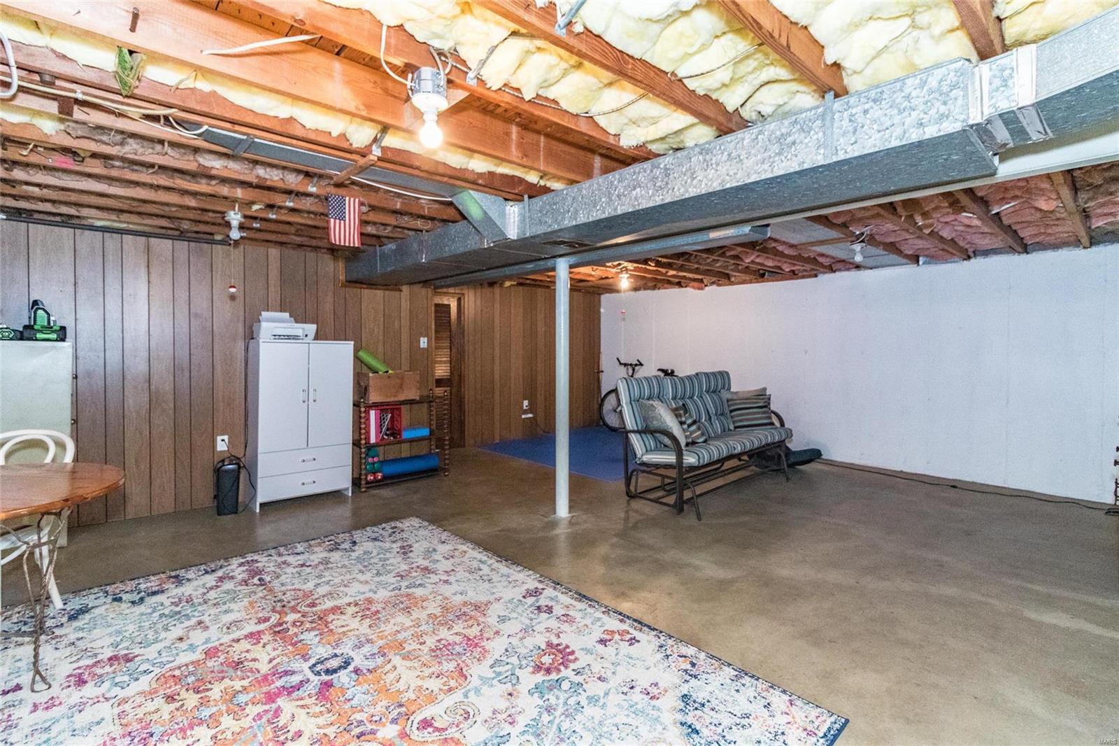 9807 Ridgely Lane St. Louis, MO 63123 - Photo 19 of 29 Gallery Image 19
