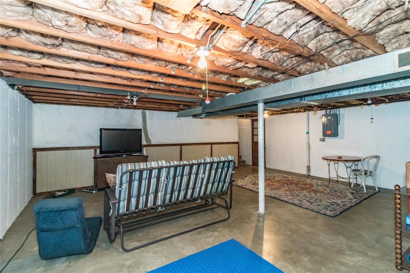 9807 Ridgely Lane St. Louis, MO 63123 - Photo 21 of 29 Gallery Image 21