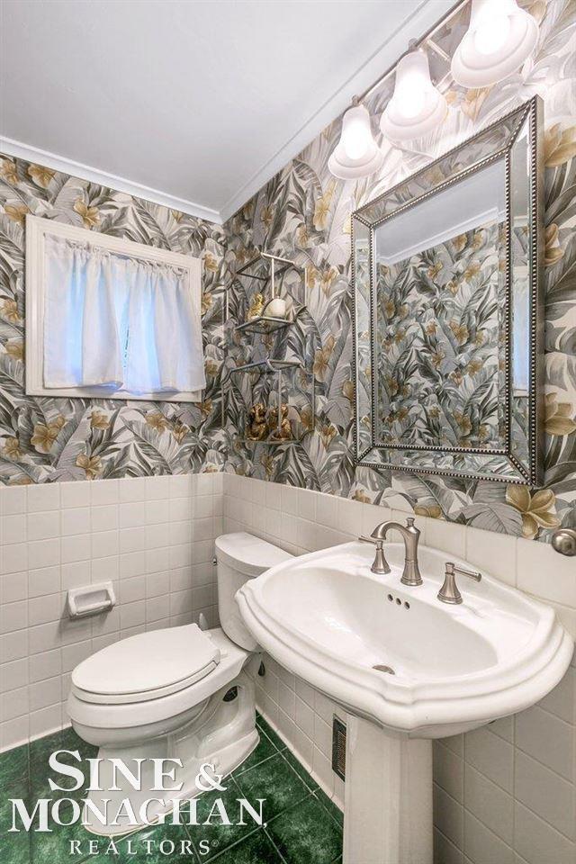 562 Shoreham Road Grosse Pointe, MI 48236 - Photo 15 of 36 50059926-14.JPG