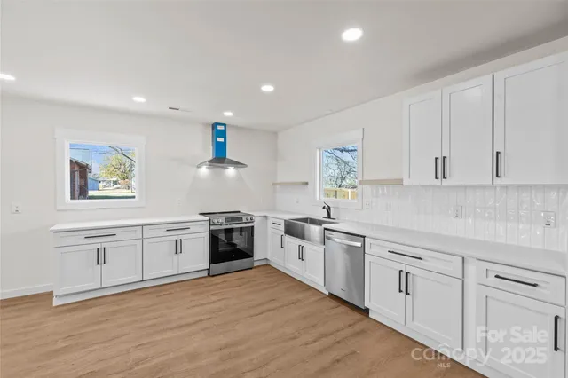 $380,000 | 805 Railroad Avenue, China Grove, NC 28023