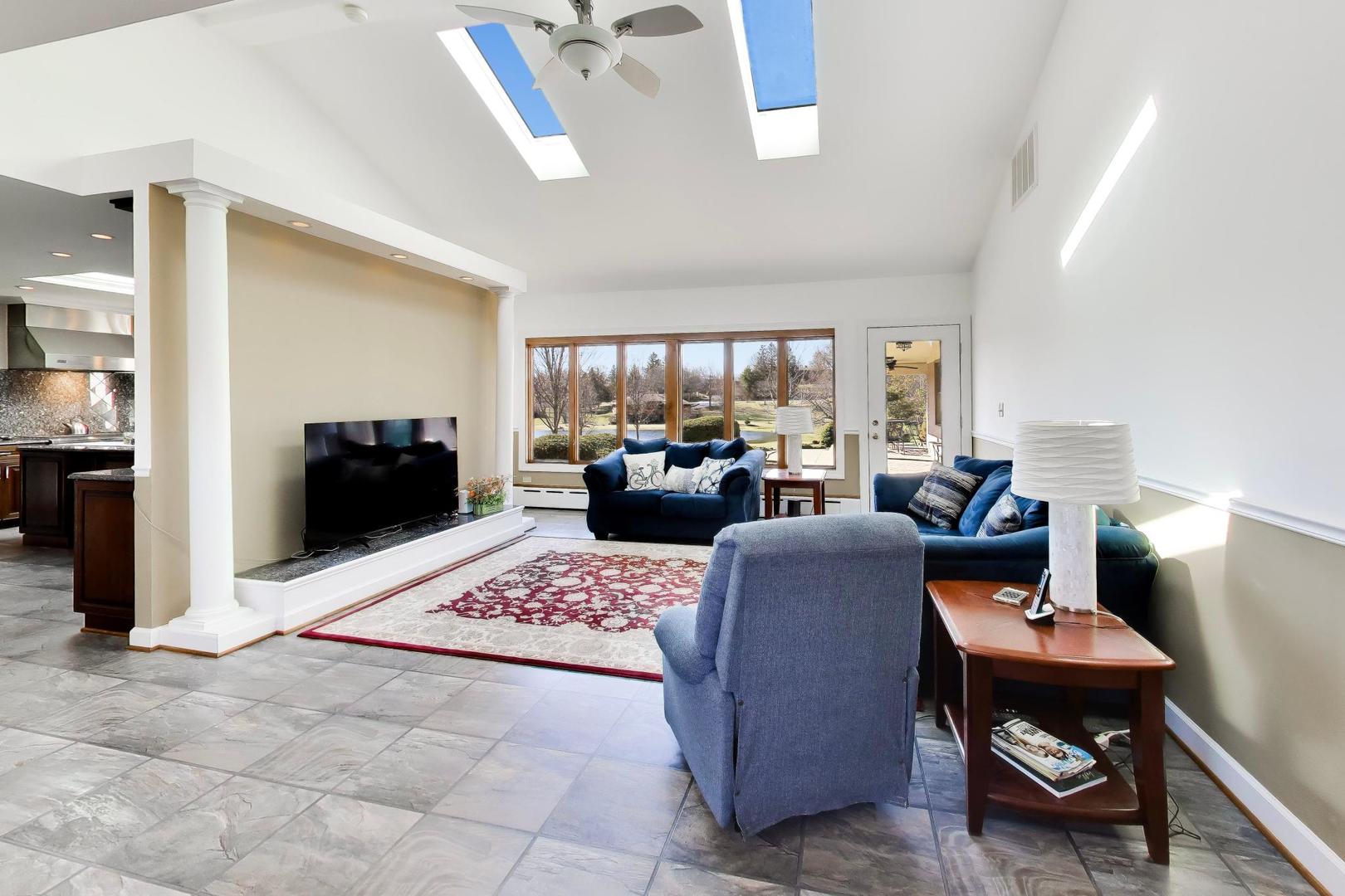 21900 North Rainbow Road Deer Park, IL 60010 - Photo 12 of 48