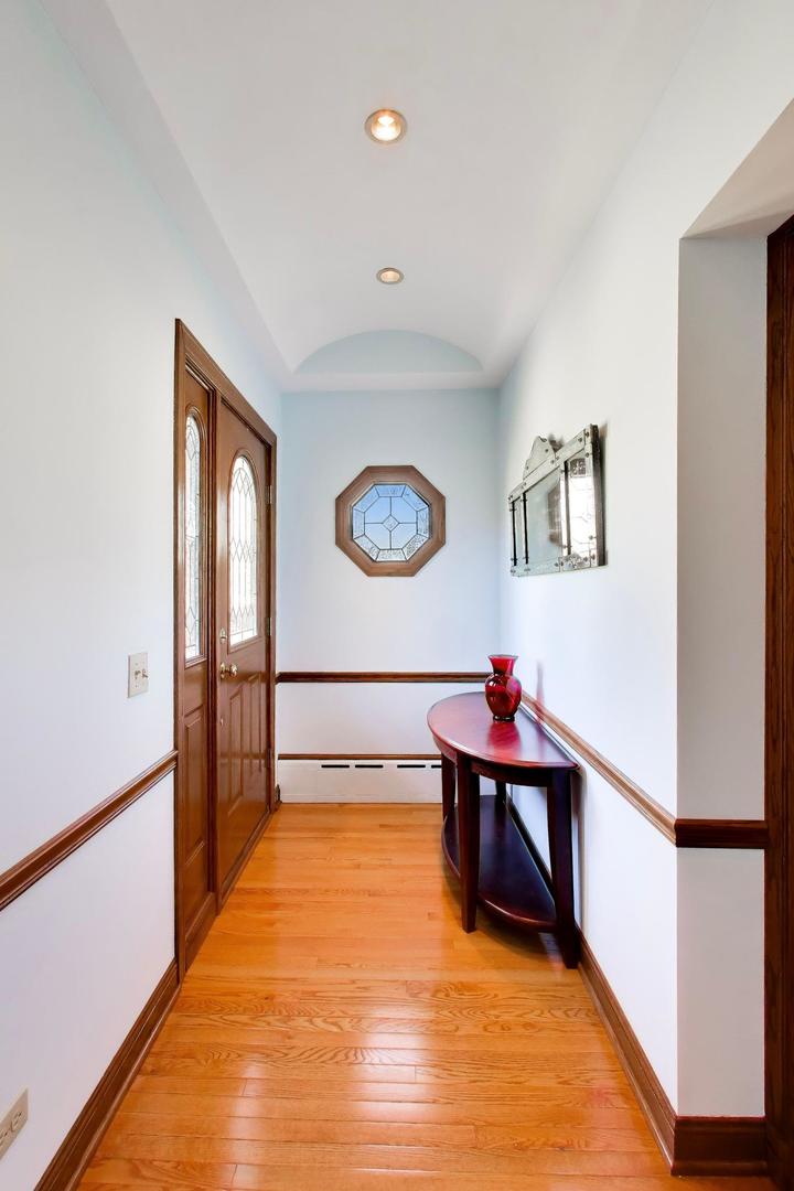 21900 North Rainbow Road Deer Park, IL 60010 - Photo 5 of 48