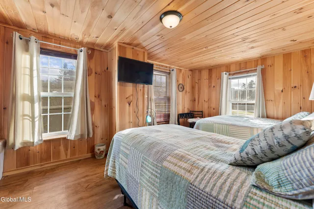 $725,000 | 5387-5391 Highway 8, Chester, NY 12817