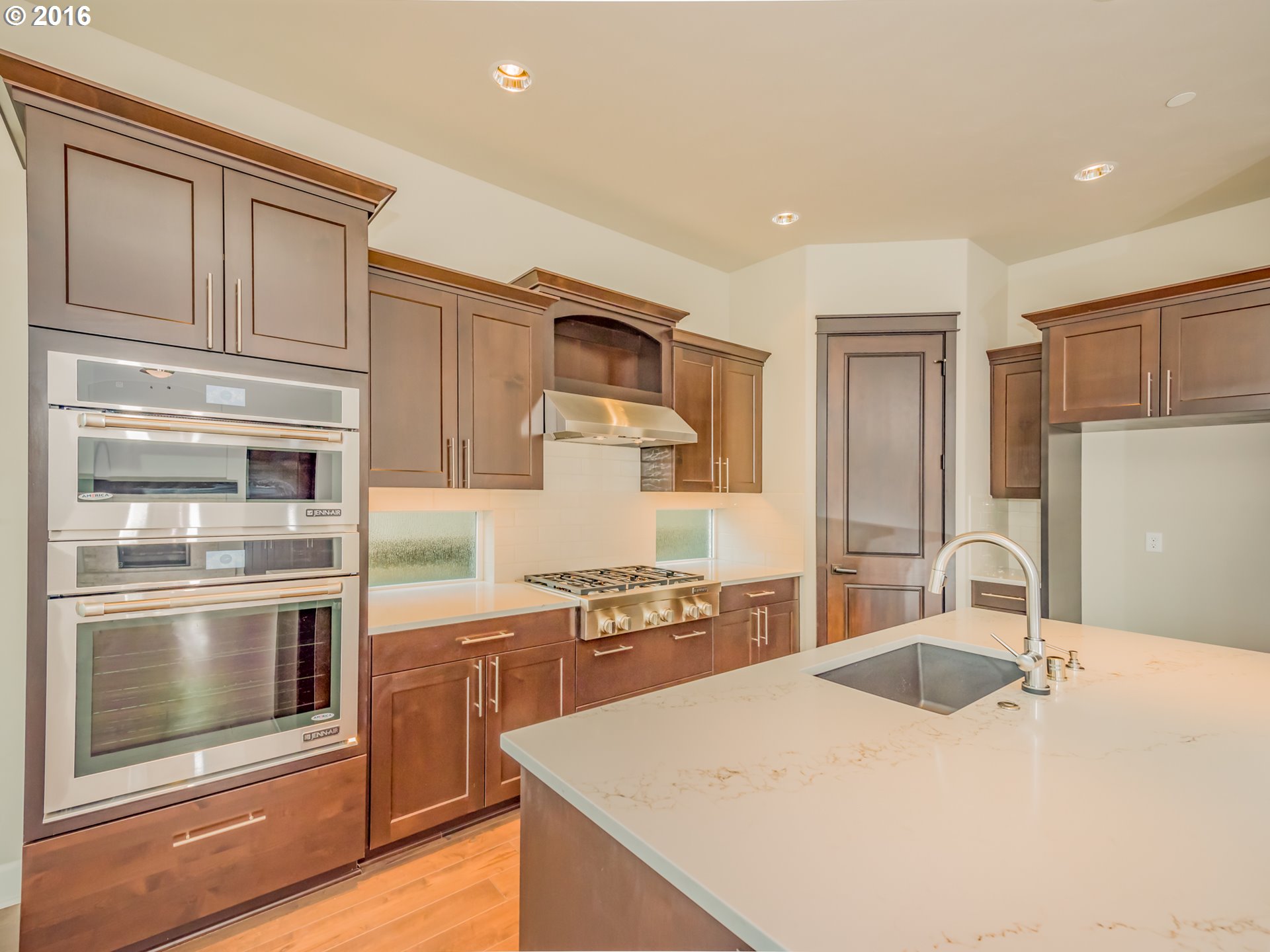 5756 Northwest Hood Loop Camas, WA 98607 - Photo 11 of 29 Gallery Image 11