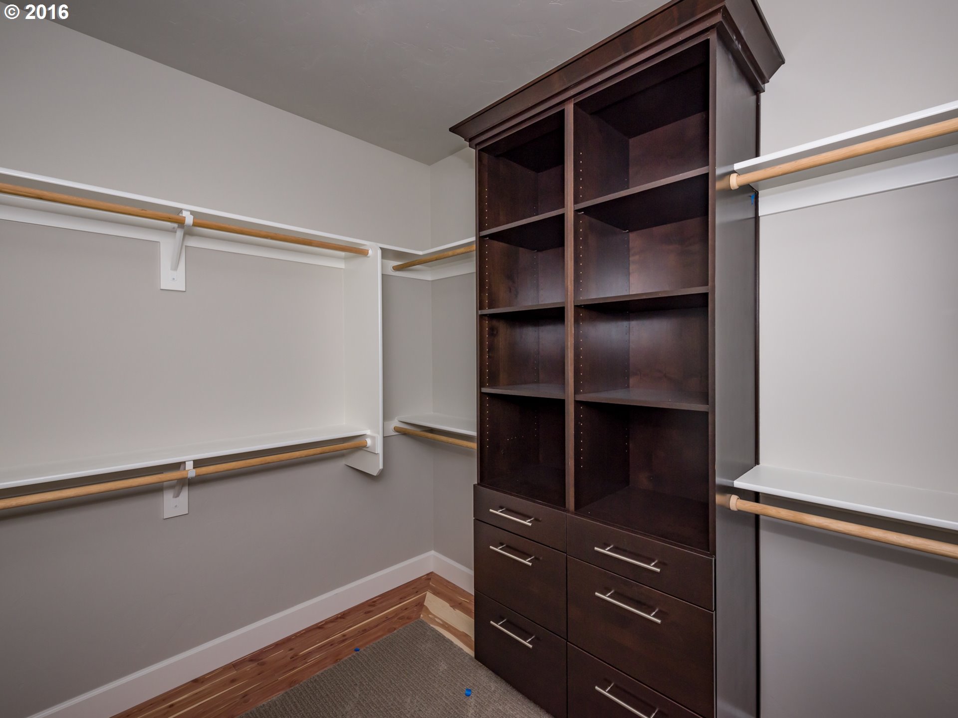 5756 Northwest Hood Loop Camas, WA 98607 - Photo 17 of 29 Gallery Image 17