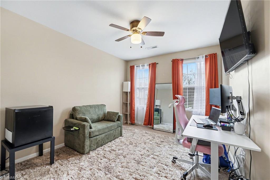 424 Sandybrooke Drive High Point, NC 27265 - Photo 19 of 28