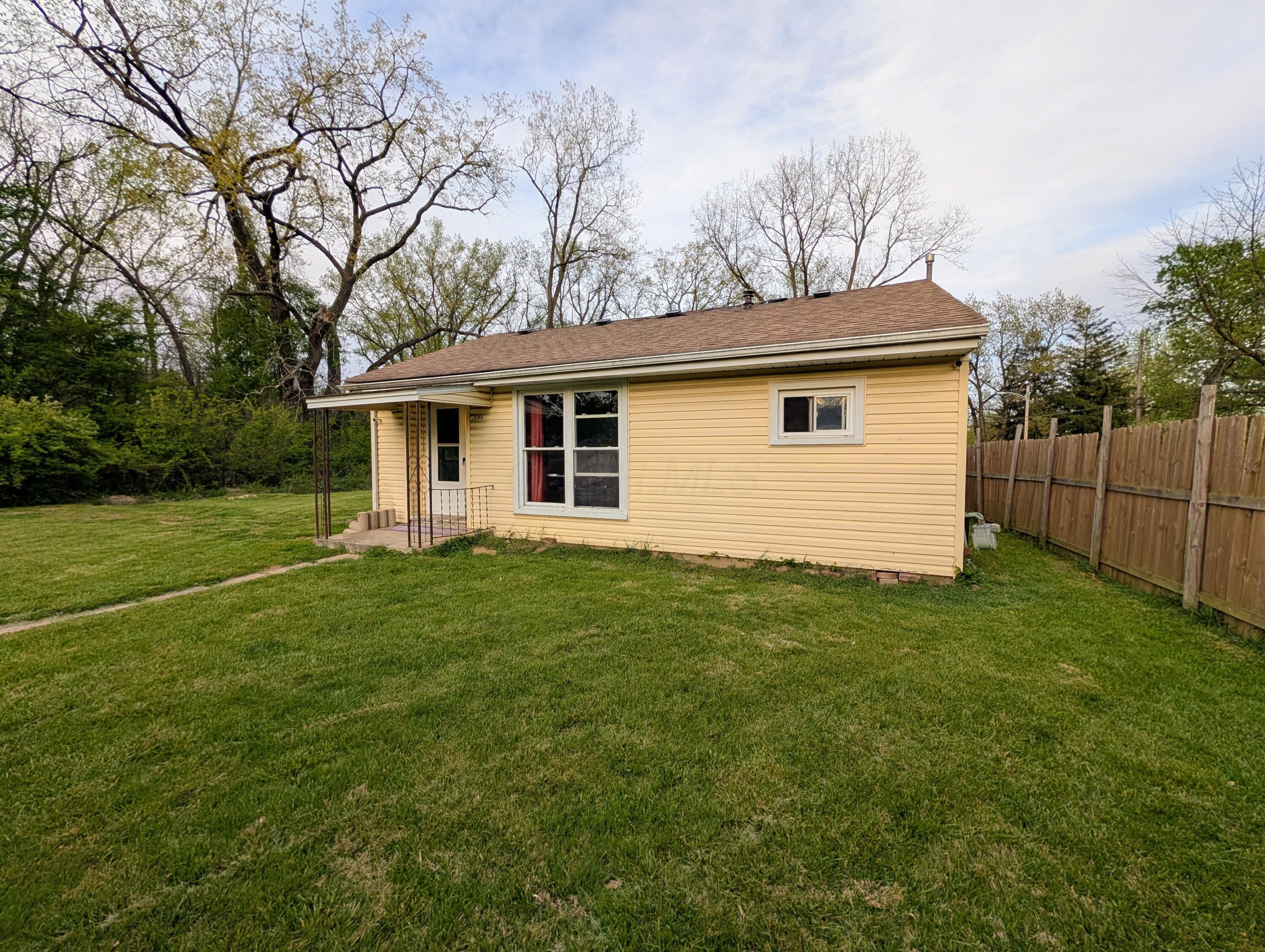 1500 Bretton Road Columbus, OH 43219 - Photo 2 of 13