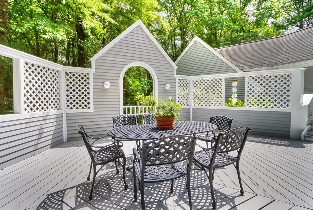 7 Oak Meadow Road Lincoln, MA 01773 - Photo 37 of 41 Gallery Image 37