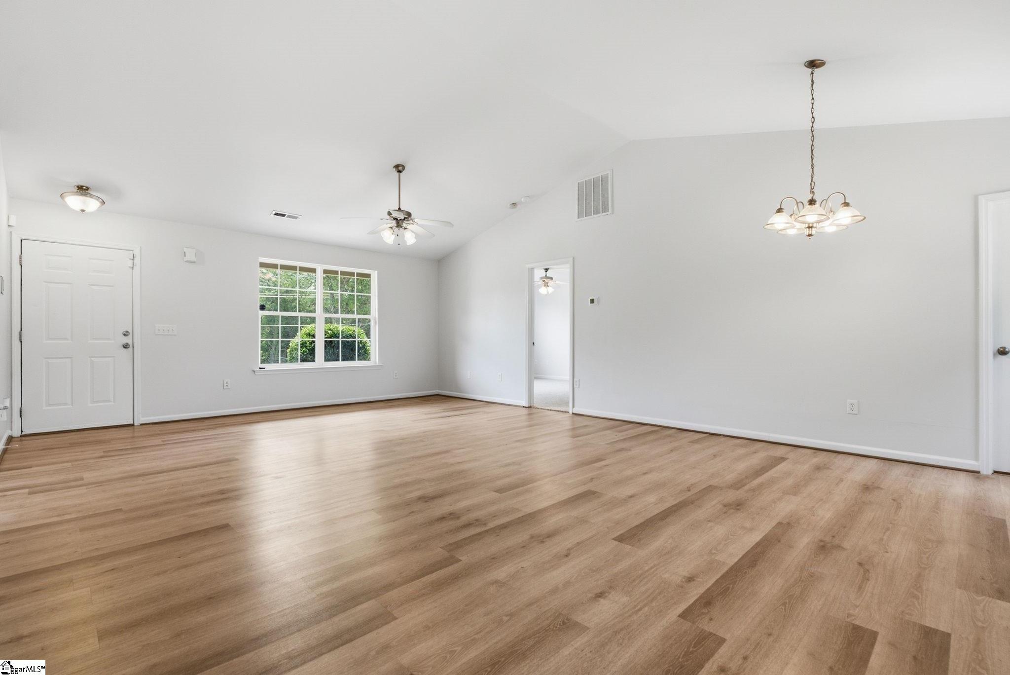 366 Edwards Road Lyman, SC 29365 - Photo 10 of 32