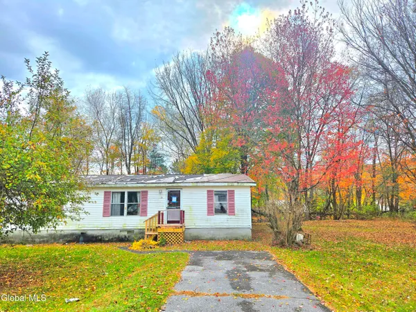 $89,900 | 3 White Birch Lane, Cambridge, NY 12816