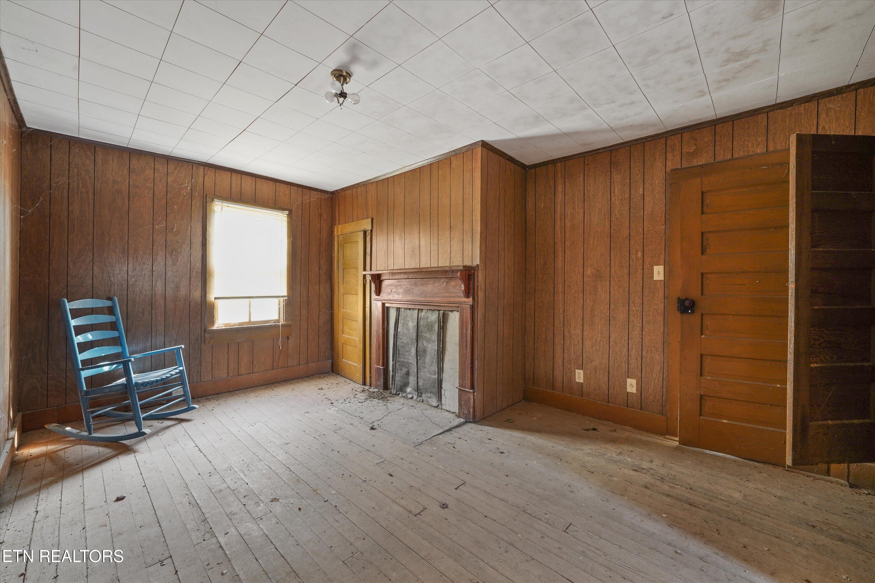 1333 Cherry Street Rutledge, TN 37861 - Photo 5 of 26 Inside the Farmhouse