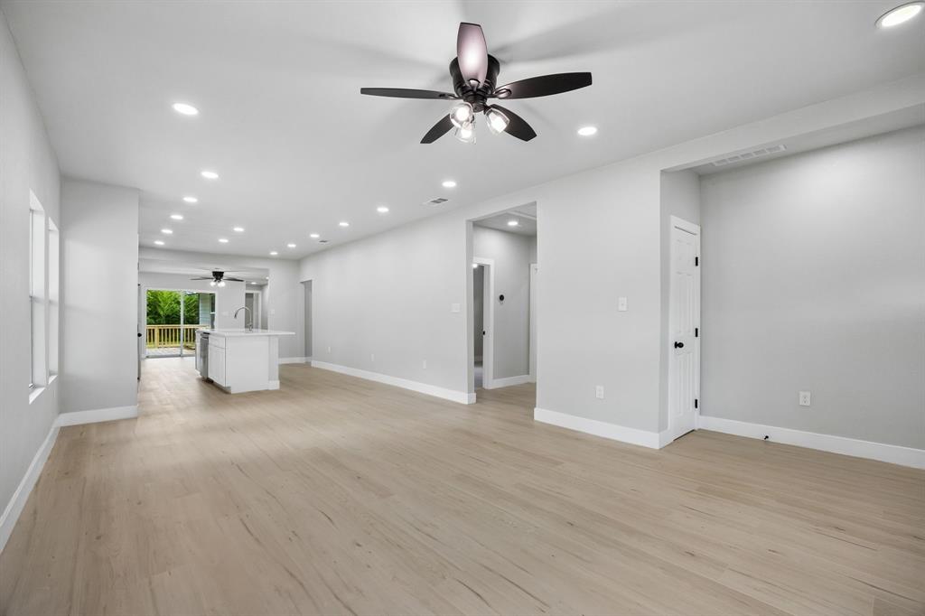 312 Leads Street Dallas, TX 75203 - Photo 3 of 27