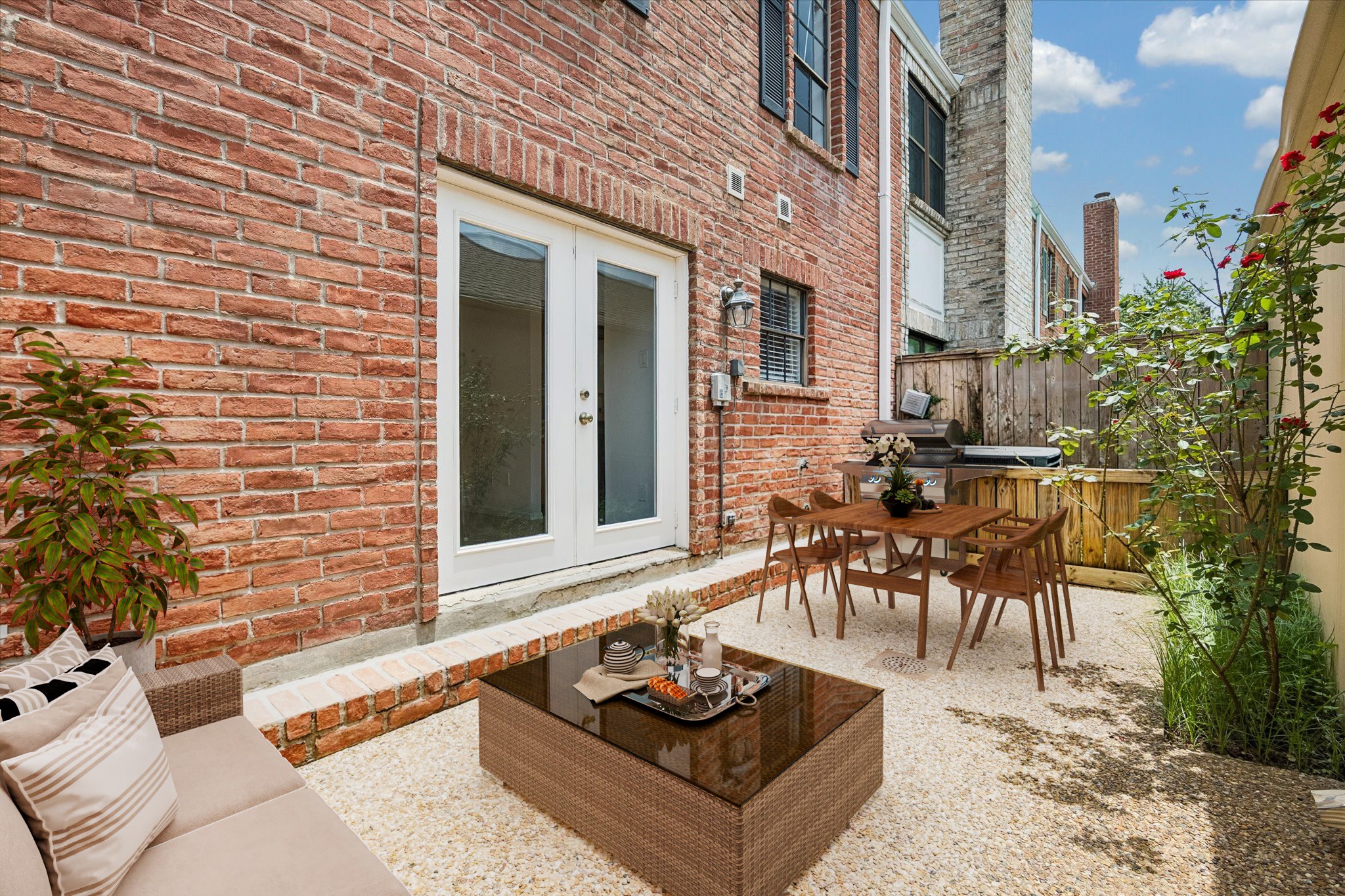 752 Augusta Drive, Unit 752 Houston, TX 77057 - Photo 9 of 19 Virtually staged - Back patio.