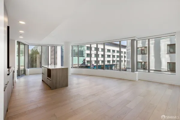 $8,245 | 338 Main Street, Unit 6C, San Francisco, CA 94105