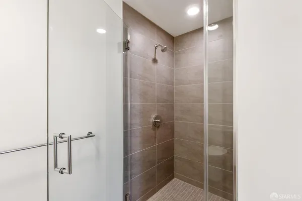 $8,245 | 338 Main Street, Unit 6C, San Francisco, CA 94105