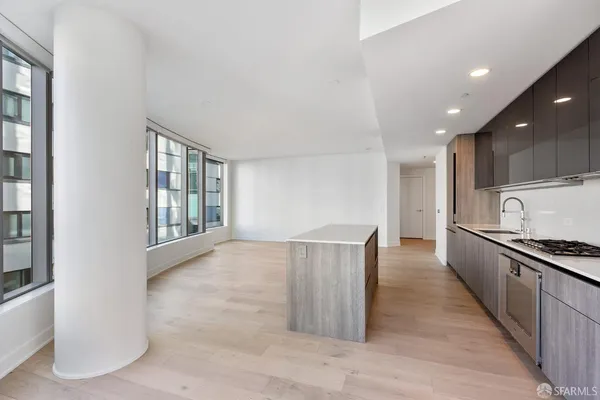 $8,245 | 338 Main Street, Unit 6C, San Francisco, CA 94105