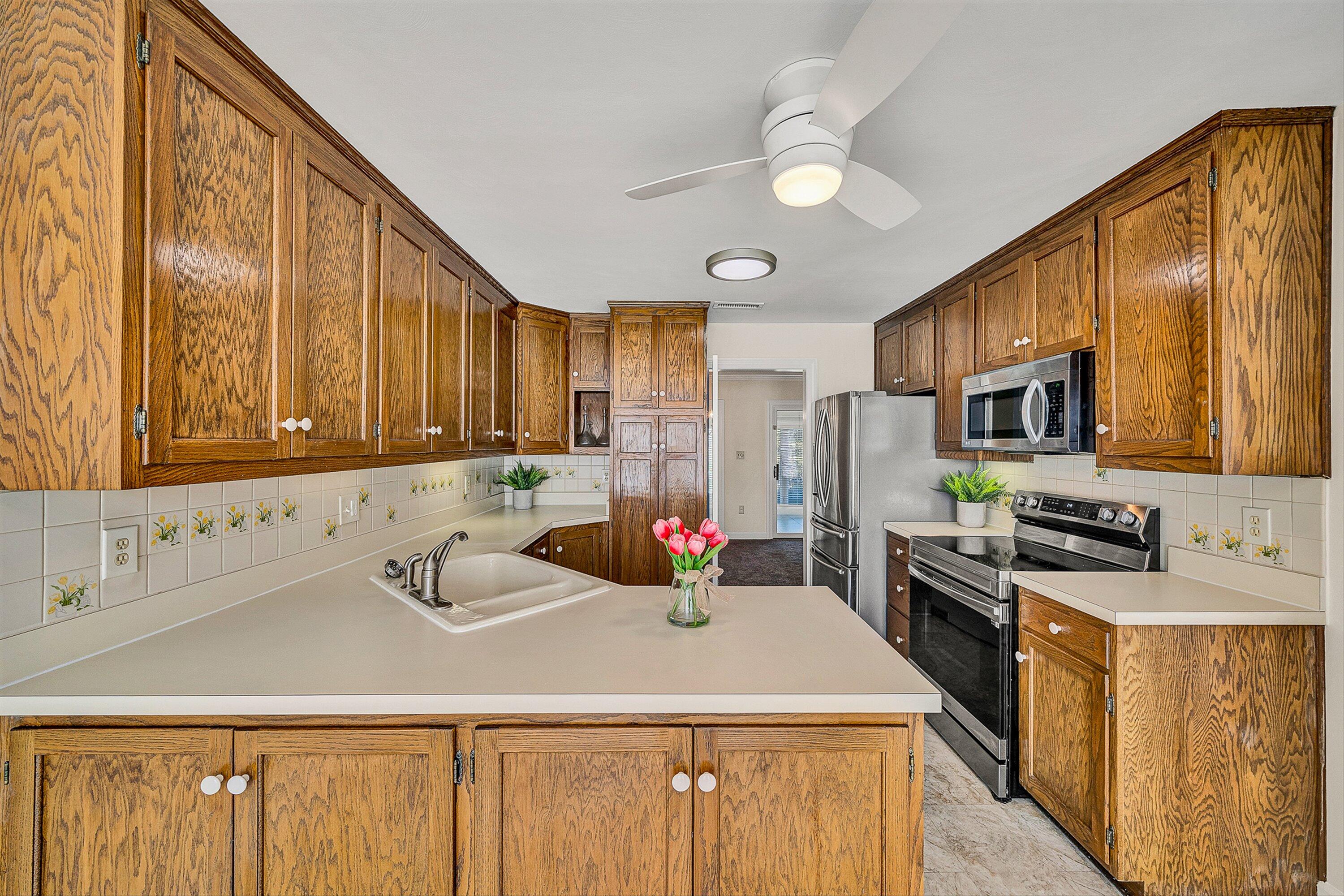 2518 South Clearing Road Salem, VA 24153 - Photo 15 of 36 15-VM-04173