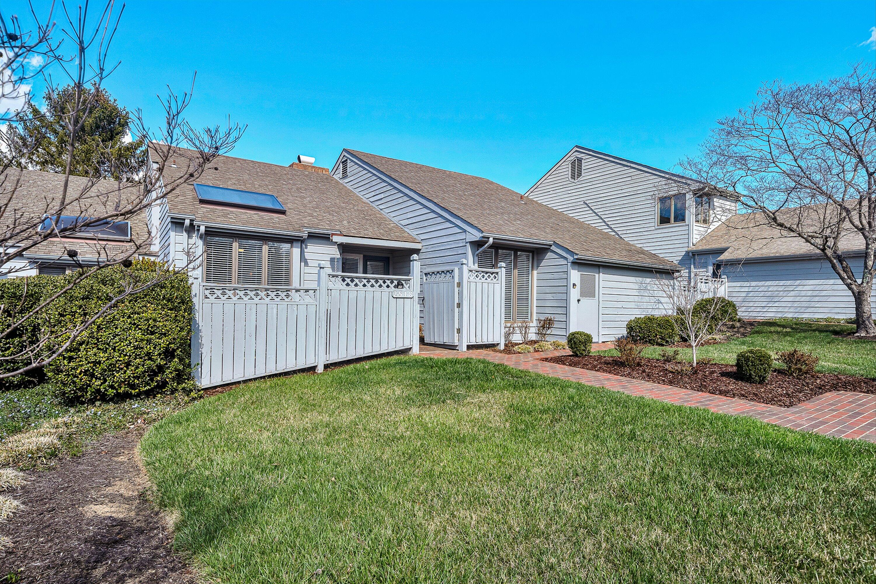 2518 South Clearing Road Salem, VA 24153 - Photo 2 of 36 02-VM-04137