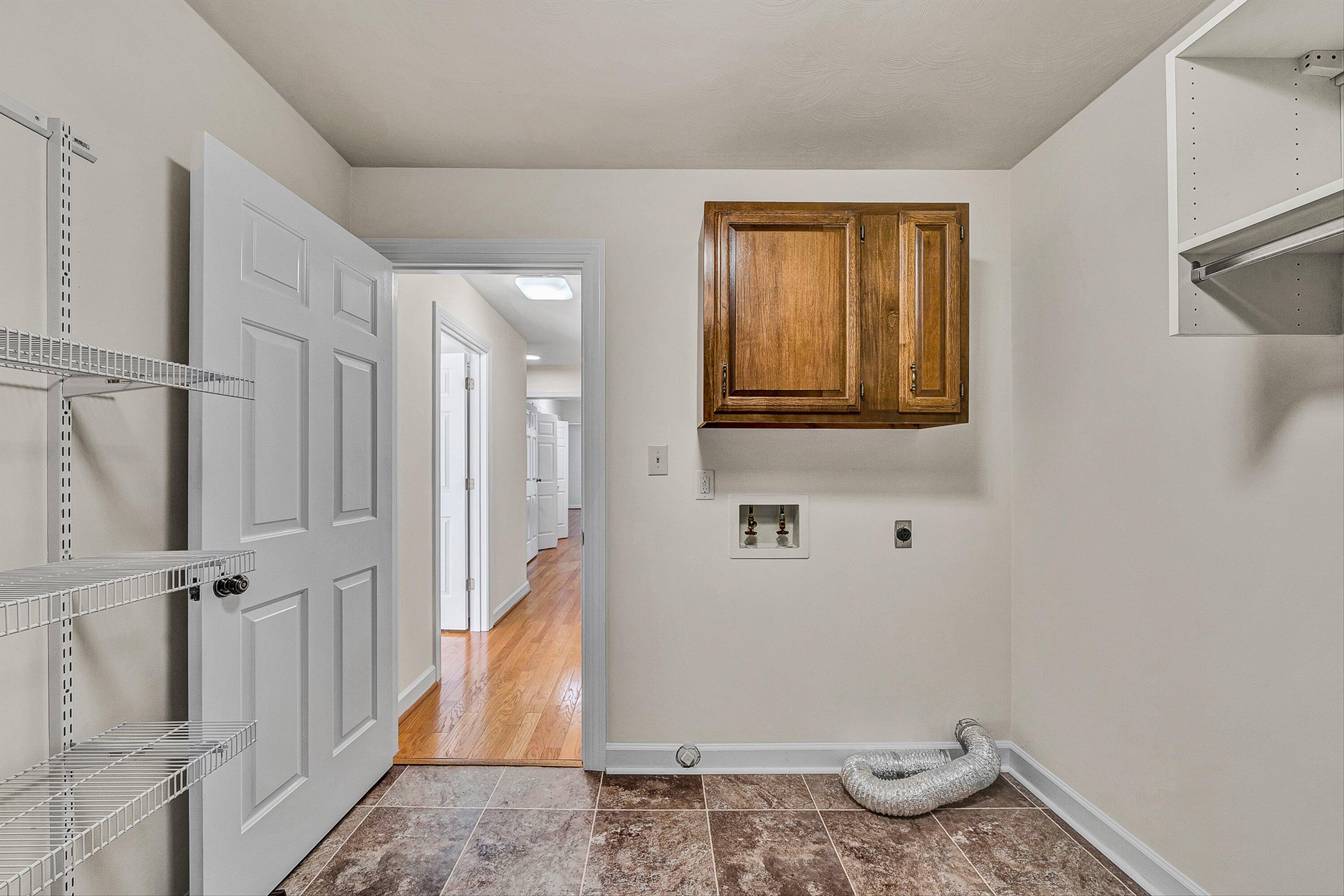 2518 South Clearing Road Salem, VA 24153 - Photo 23 of 36 23-VM-04197