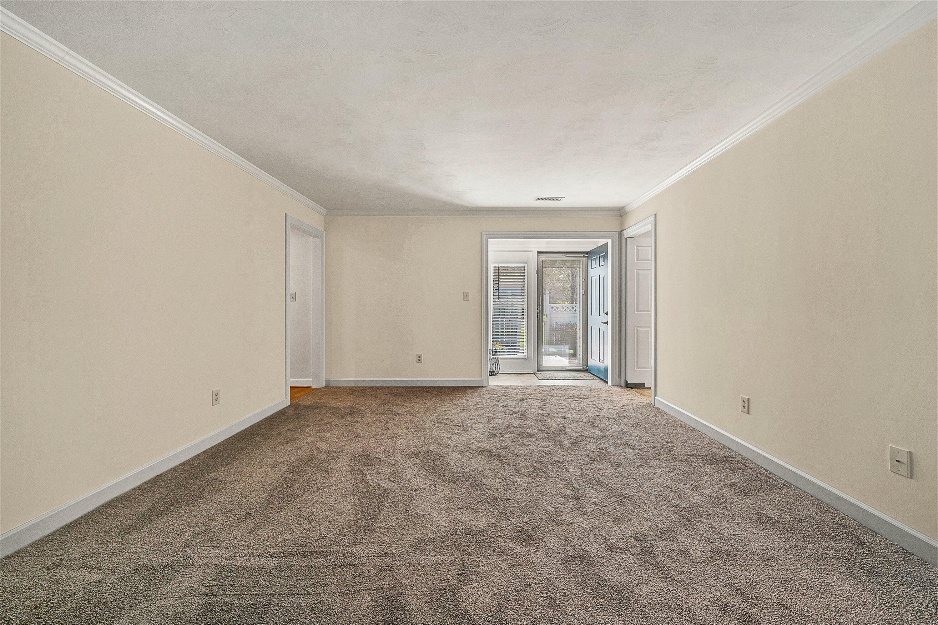 2518 South Clearing Road Salem, VA 24153 - Photo 7 of 36 07-VM-04149