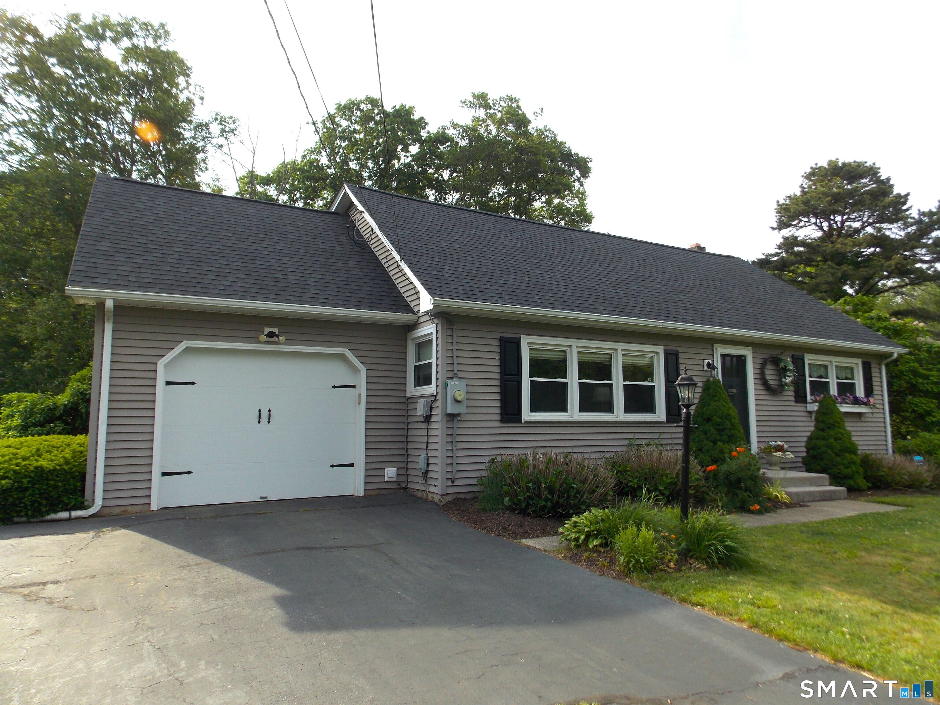 148 Pompeo Road Thompson, CT 06255 - Photo 1 of 4