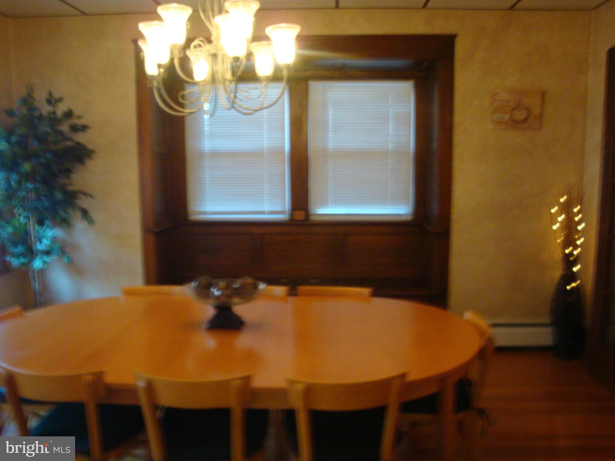 809 Braddock Road Cumberland, MD 21502 - Photo 3 of 30 Dining Room
