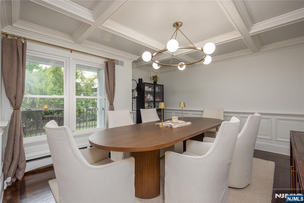 11 Gates Place Wayne, NJ 07470 - Photo 19 of 30